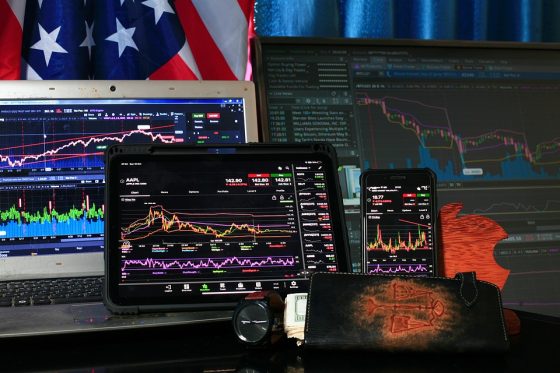 Analyzing Market Trends with TradingView’s Advanced Tools