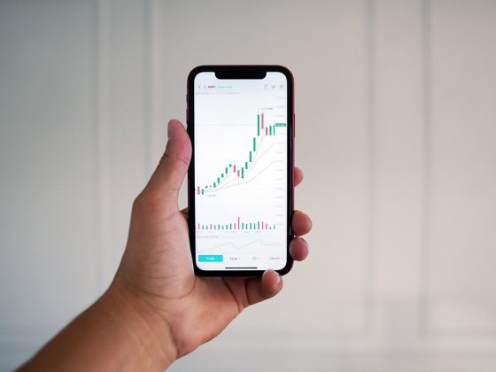Get Ahead in the Economy: Essential Tips for Beginners